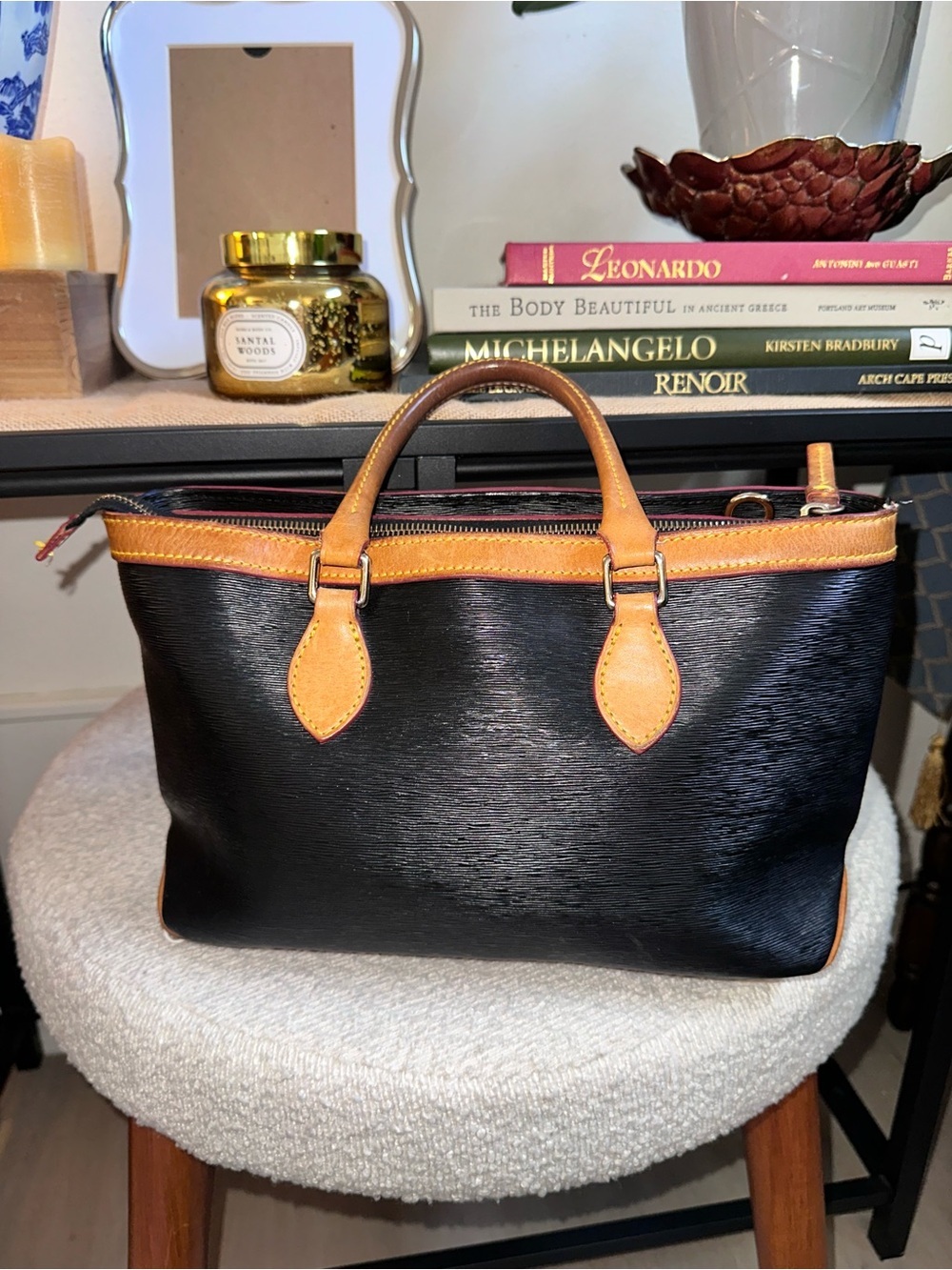 Vintage Dooney & Bourke Black Tote with Tan Trim and Handles - Picture 7 of 9